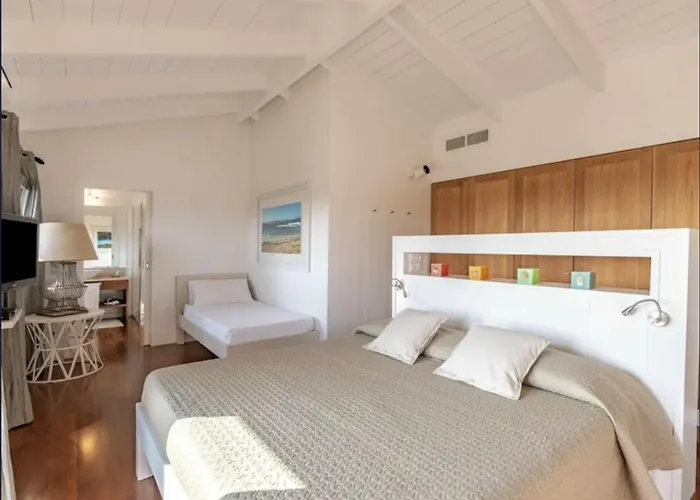 Lavezzi Villa Bonifacio (Corsica)