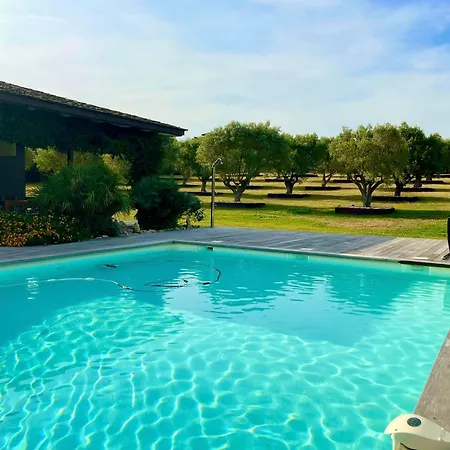 Villa Lavezzi *