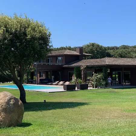 Villa Lavezzi *
