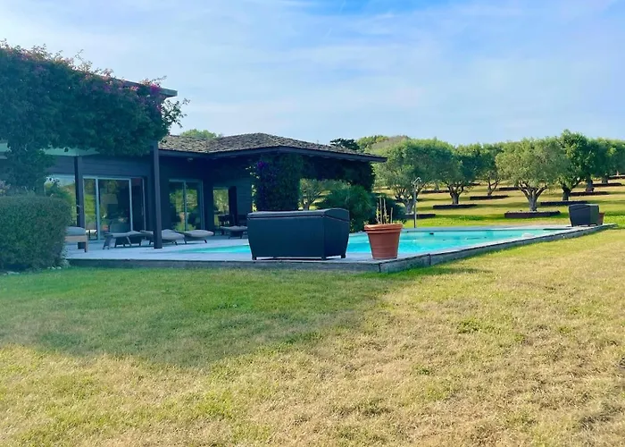 Villa Lavezzi *